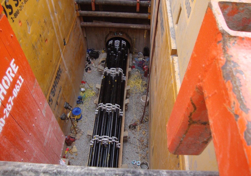 Launch shaft at Douro Street with FRE duct bundle and custom spacers ready for annular grouting